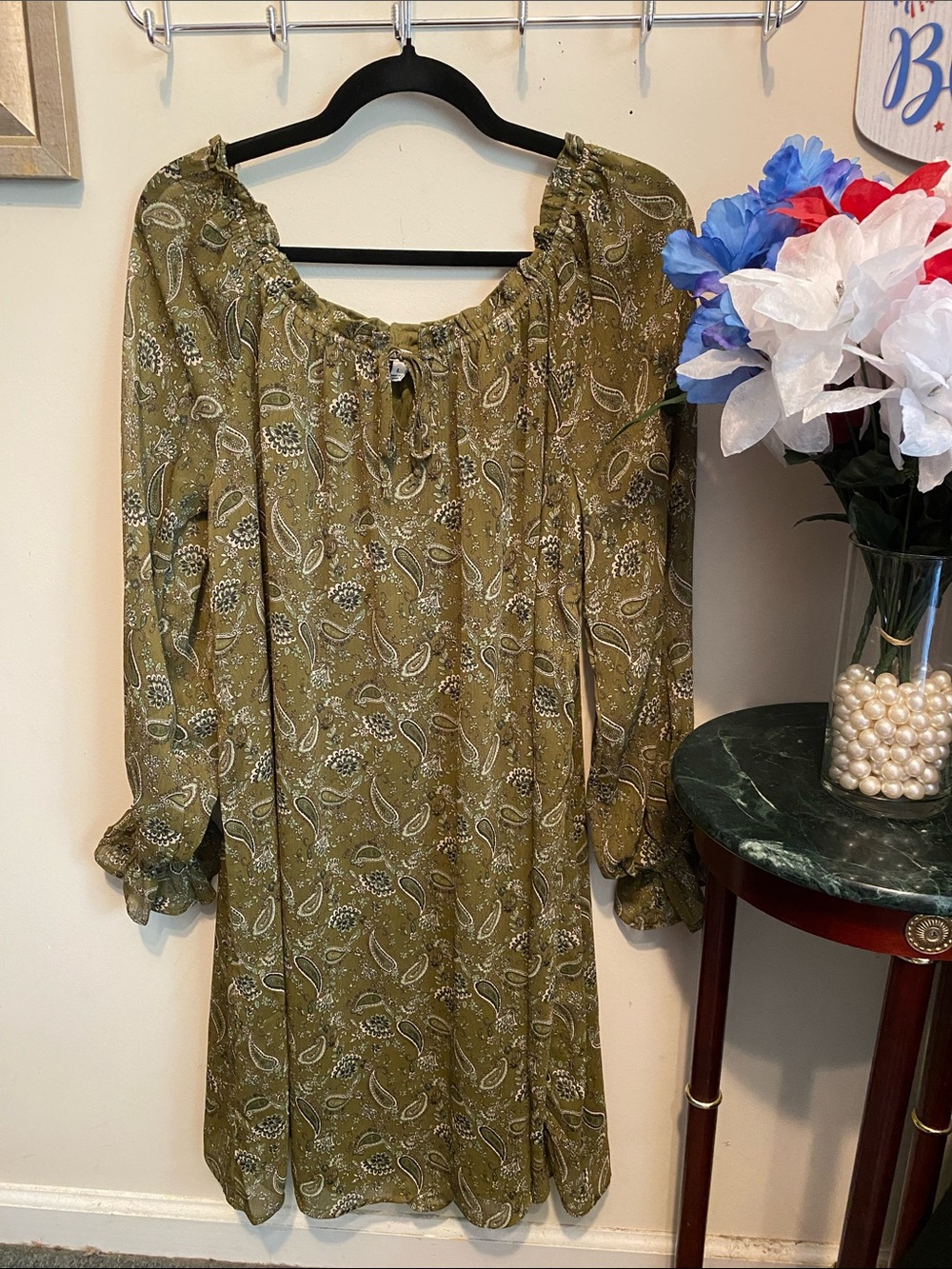 Signify Olive Paisley On or Off-Shoulder Women’s Dress Sz Large All Lined